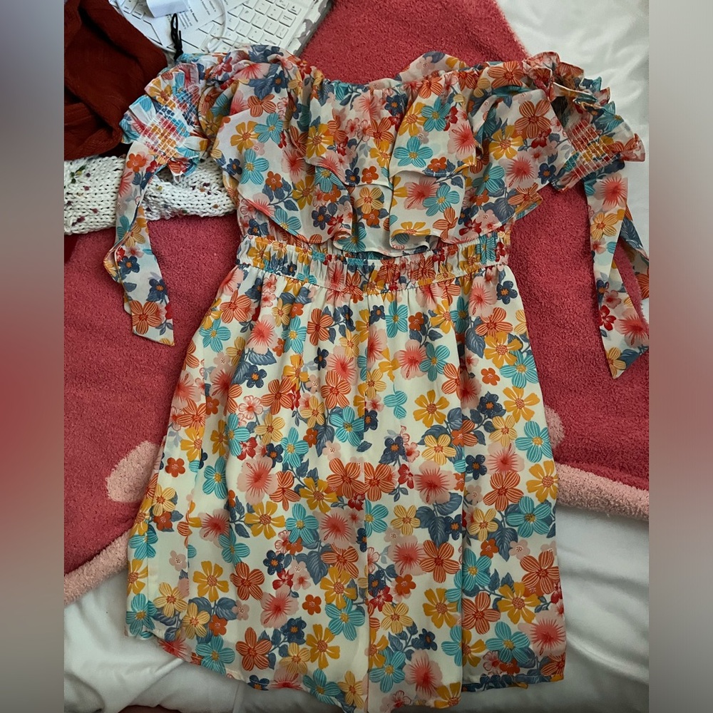 Floral boutique romper!